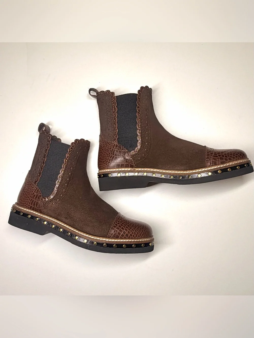 Free People Women’s Atlas Chelsea Boot Chocolate Brown Studded Size- 37 Us 7